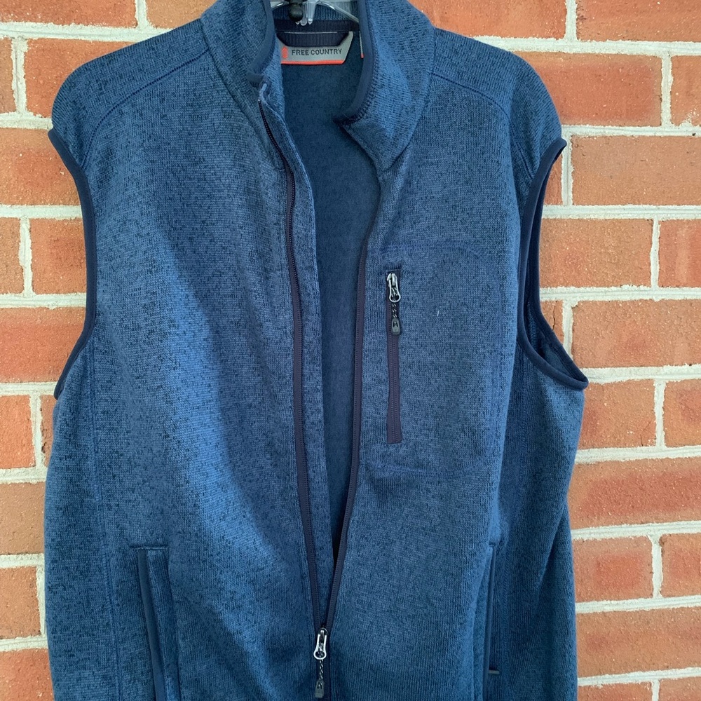 Men’s zip up vest jacket